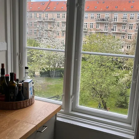 Apartment Bright With Private Sunny Balcony In A Prime Location Copenhagen